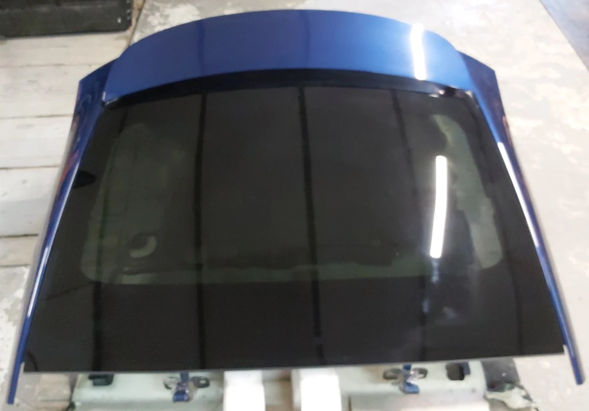 10 Кришка багажника (ляда) PPSB зі склом, спойлером, петлями, емблемами Tesla model X 1069546-E0-A