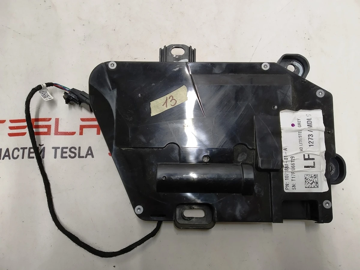 5 ASY- EXT HANDLE, LH, GEN2, NO GRIP, SVC Tesla model S REST 1100299-S0-A