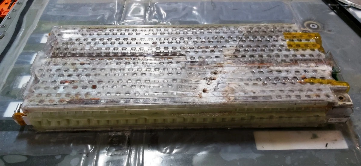 Main Battery Module 90 kWh FLEX HC-CELL without BMB board offmarket substandard Tesla model S REST, model X 1071954-00-B