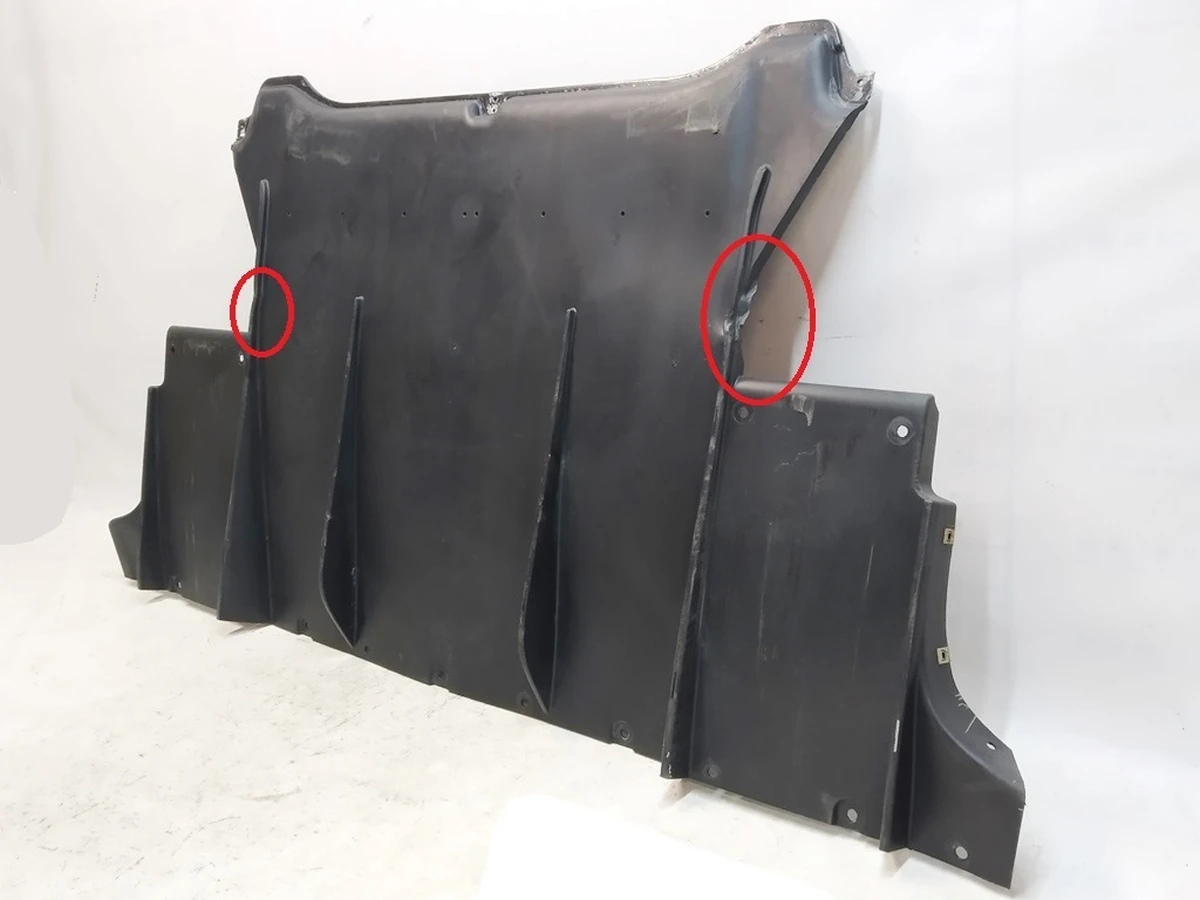 1 Защита днища задняя с повреждением Tesla model X 1072635-00-B