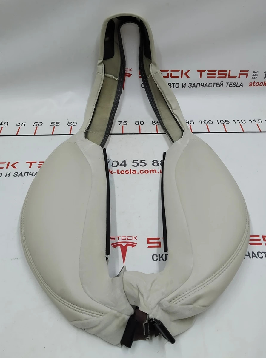 1 Обшивка бічної підтримки і кантика верхній частині пас. сид. PUR CRM (з пошкодженим) {MX_MSR} 9876524-03-A