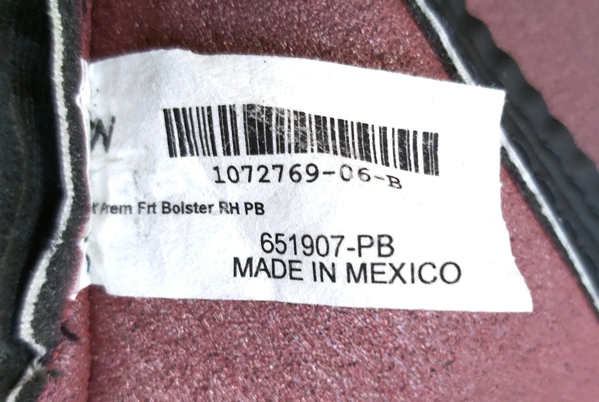 1 Обшивка боковой поддержки и кантика верхней части пассажирского сиденья PUR BLK Tesla model S REST, model X 1072769-06-B