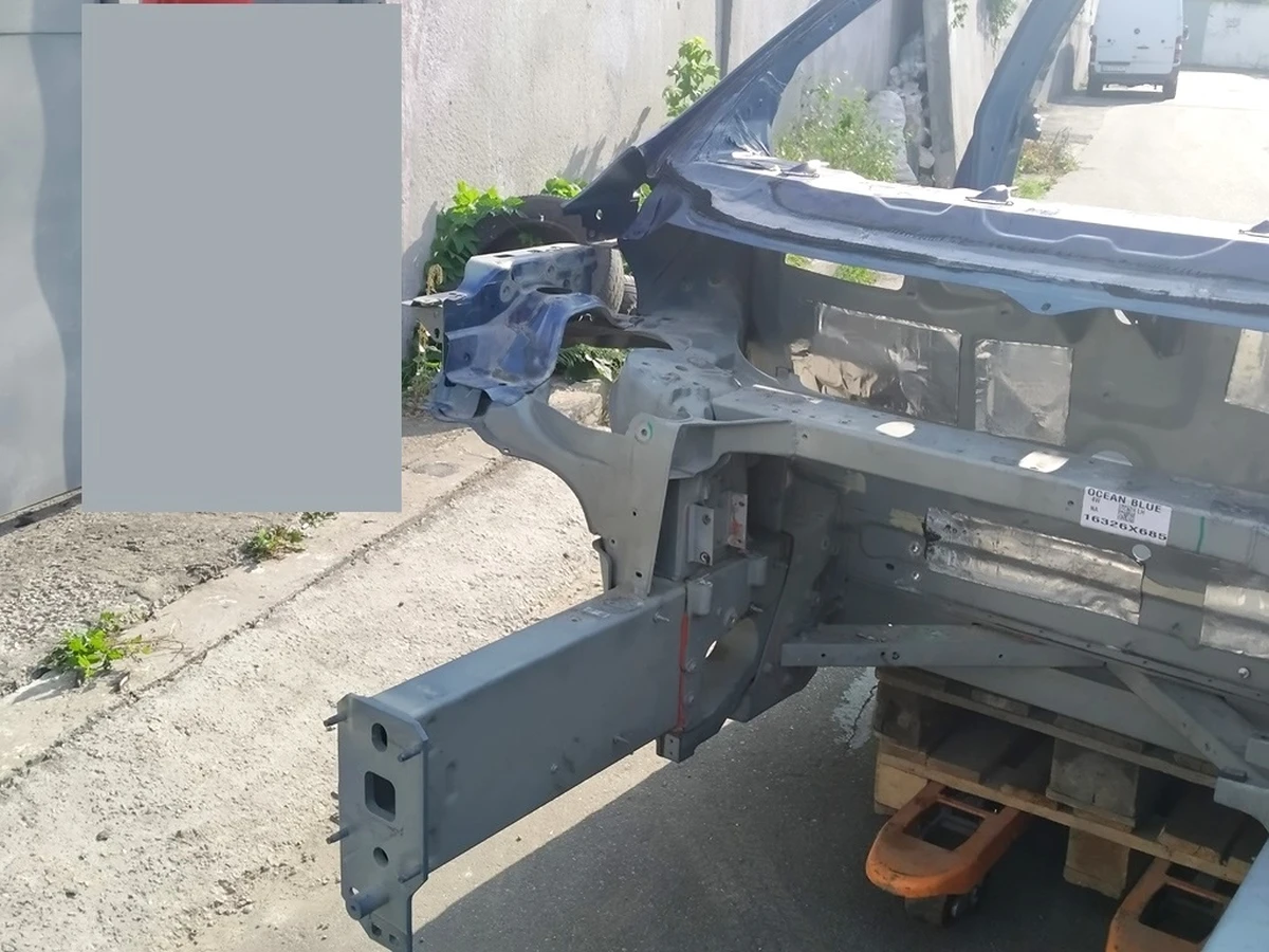 1 Чверть передня права стійка А/B з лонжероном і стаканом в зборі Tesla Model X 1073191, 1069431, 1069416