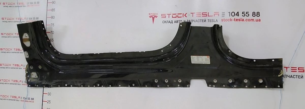 3 Кузовна панель (філя) порога стійок А/В (включно) ліва Tesla model X 1073192-S0-B