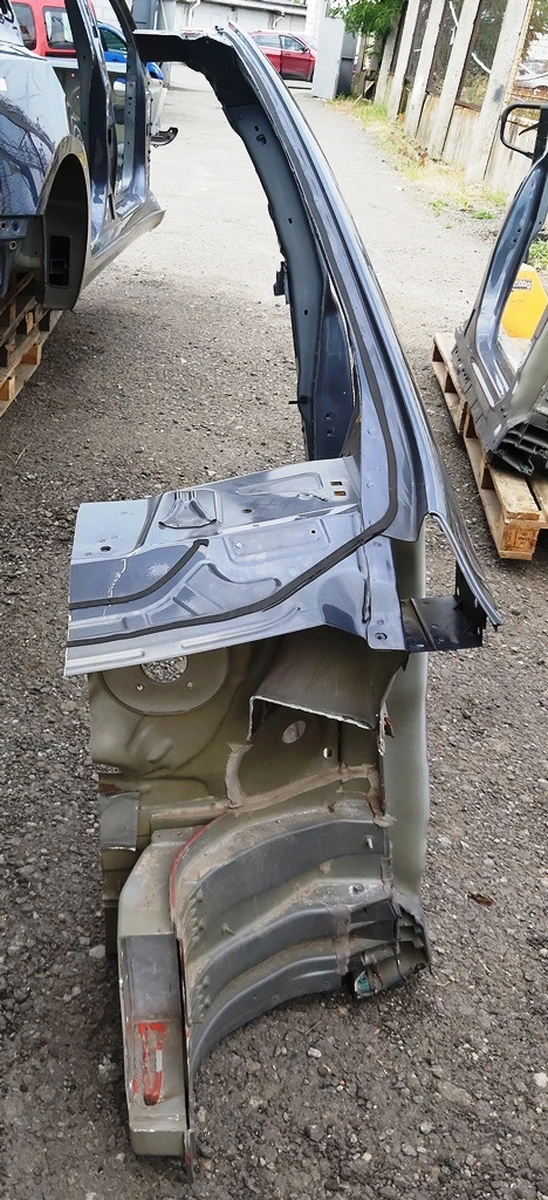 2 Body side part left A/B Tesla model X 1073192-S0-E