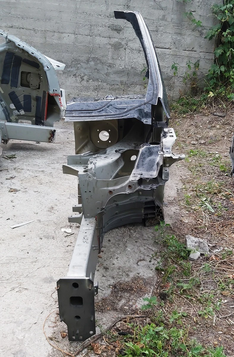 2 Body side part left A/B complete with side member, glass and wing shelf Tesla model X 1069415-S0-E
