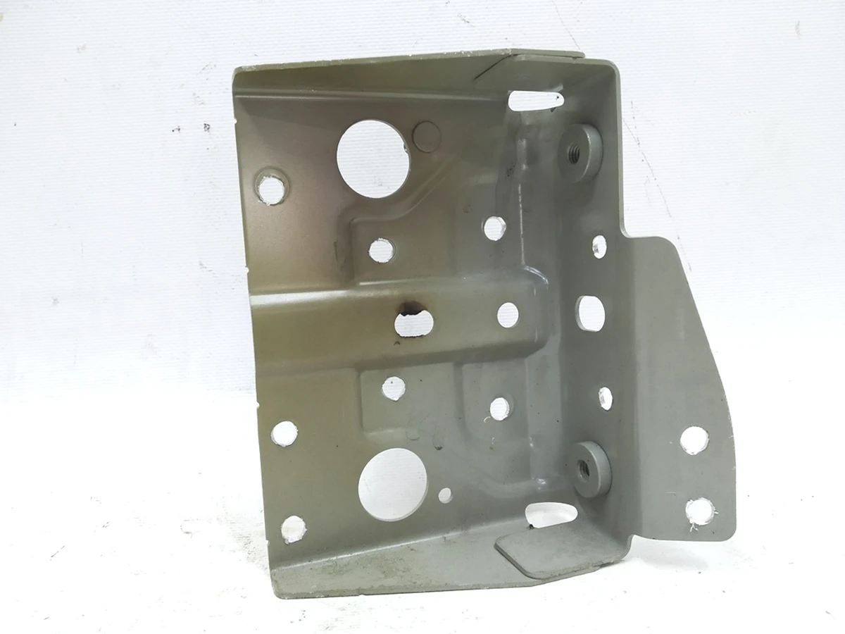 Кронштейн-підсилювач правий кузовний панелі стійки А Tesla model X 1073200-S0-B