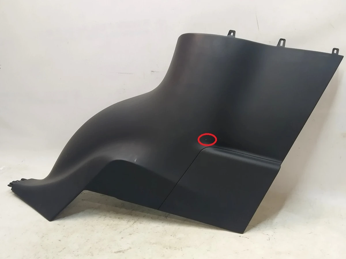 1 Assembly, MX RD C-pillar lower, RH used Tesla Model X 1073290-00-E