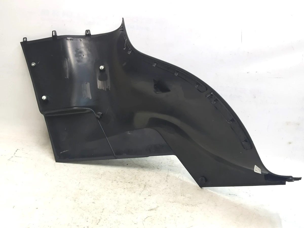 1 Assembly, MX RD C-pillar lower, RH used Tesla Model X 1073290-00-E