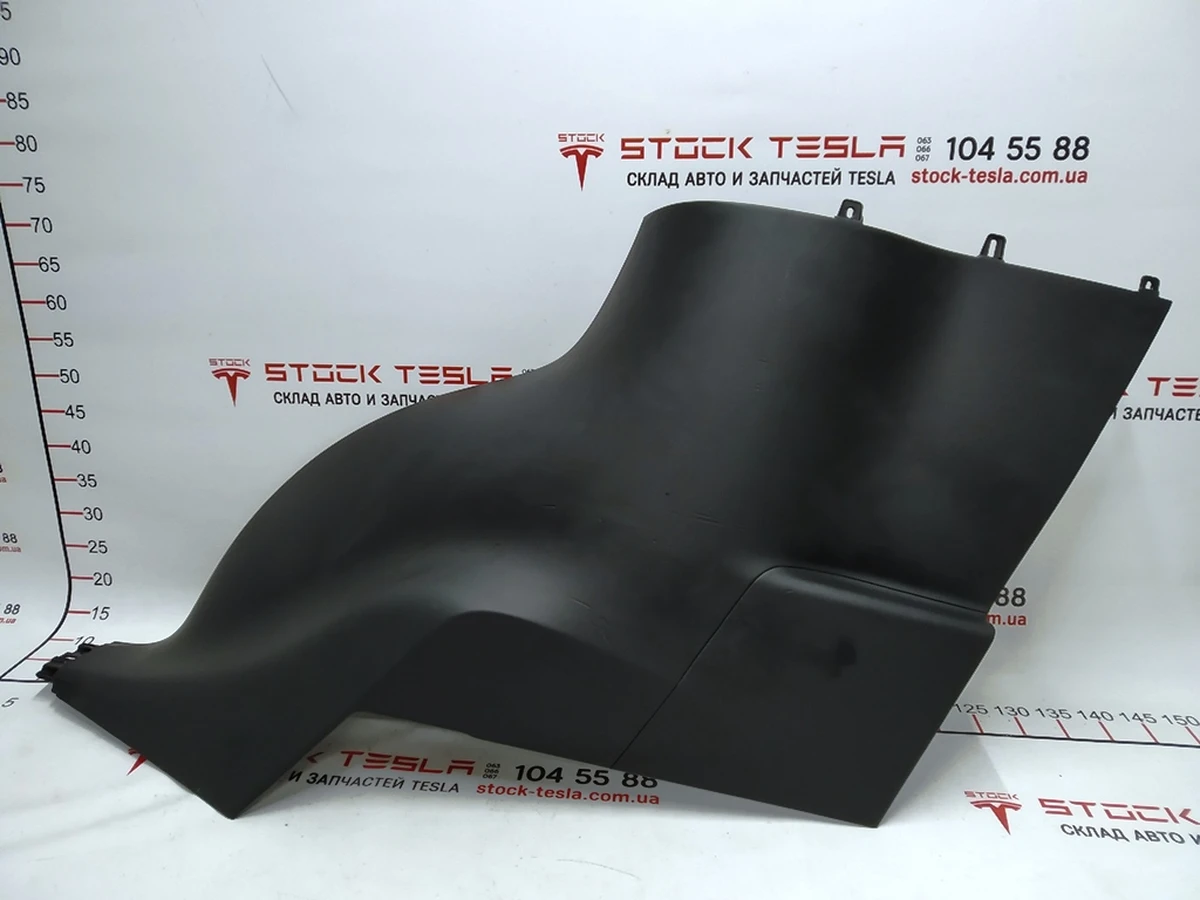 1 Assembly, MX RD C-pillar lower, RH Tesla Model X 1073290-00-E