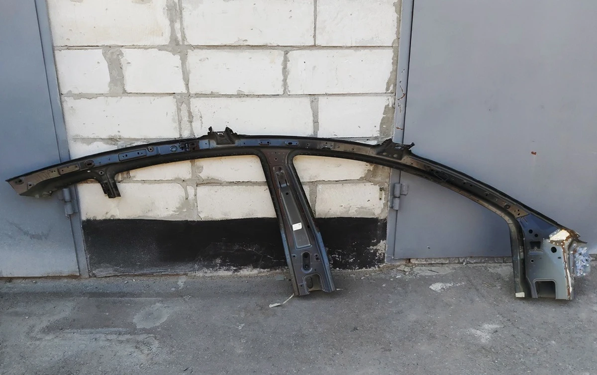 Кузовна панель лівої стійок A і B PBSB верхня частина Tesla model 3 1504887-S0-A