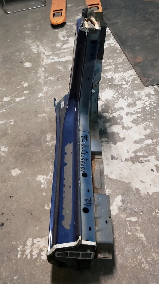 2 Чверть передня ліва стійка A з частиною порога PPSB Tesla model 3 1073679-S0-A