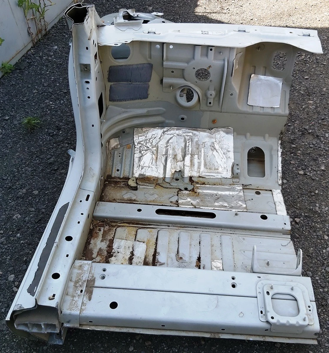 2 Чверть передня ліва стійка A (передня) з лонжероном у зборі PPSW Tesla model 3 1073679-S0-A