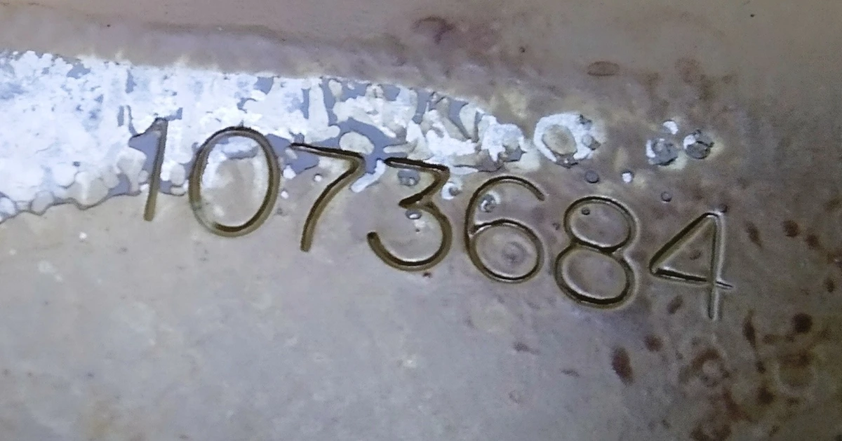 4 Чверть задня права кузовна панель кріплення петлі кришки багажника зовнішня частина Tesla model 3 1073678-S0-A