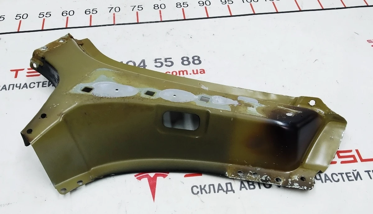 4 Чверть задня права кузовна панель кріплення петлі кришки багажника зовнішня частина Tesla model 3 1073678-S0-A