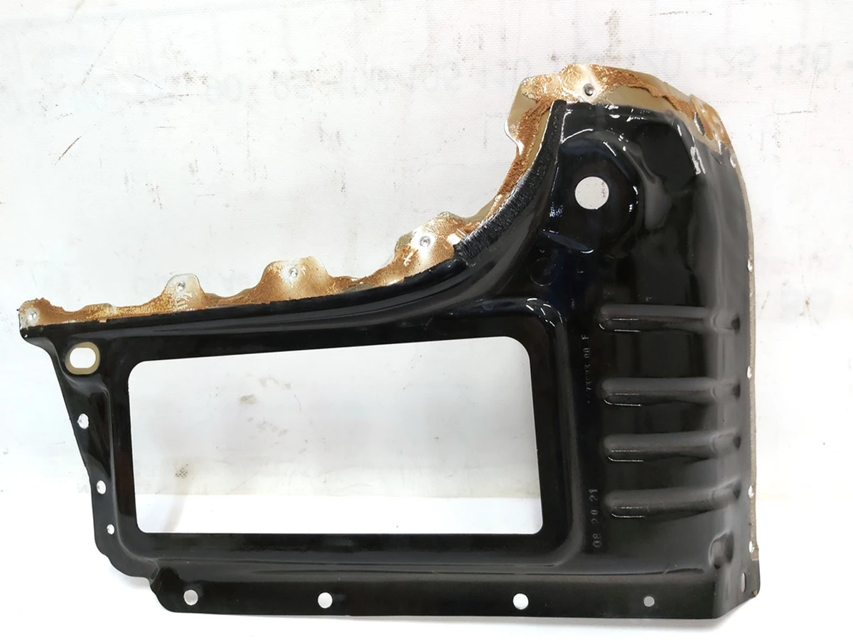 6 Чверть задня ліва панель вентиляційного клапана Tesla model 3 1109299-S0-A