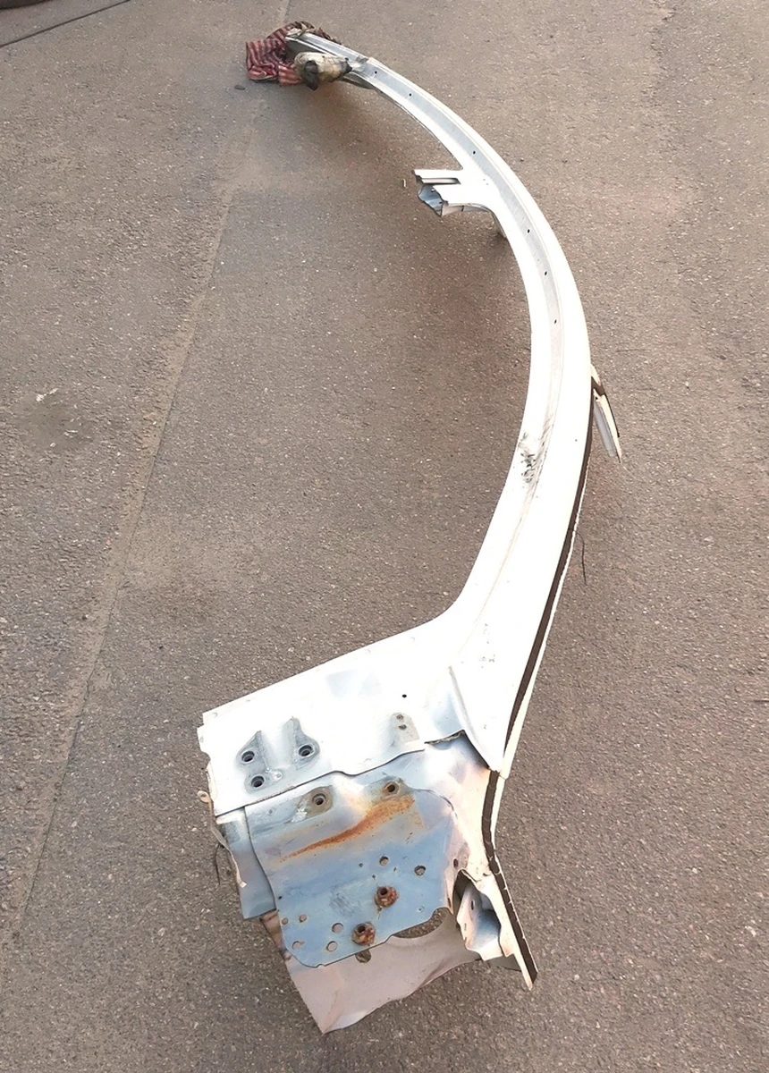 Кузов праворуч верхня частина (банан) PPSW Tesla Model 3 1073708-S0-A