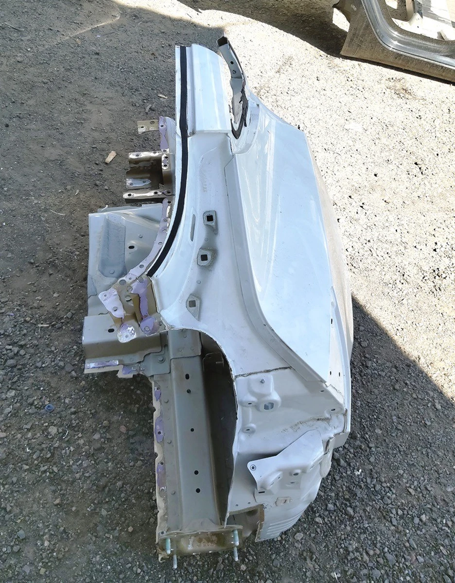 5 Quarter RH Body Spar Assembly PPSW Tesla model 3 1073736-S0-L