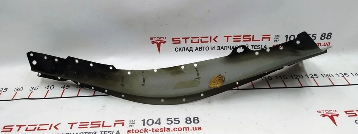 28 Quarter front left fender shelf (gun) outer part Tesla model 3 1073755-S0-C