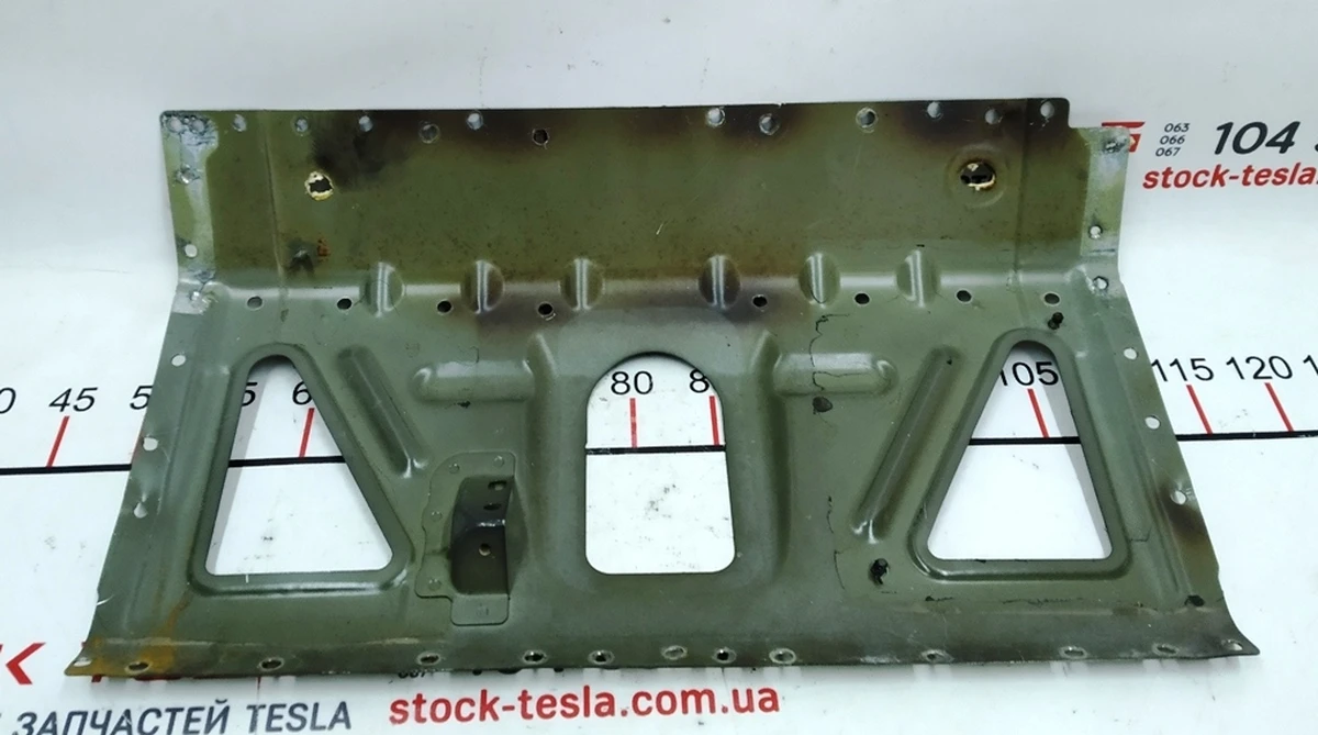 Кузовна панель моторного щита внутрішня центральна нижня в зборі Tesla model 3 1073828-S0-B