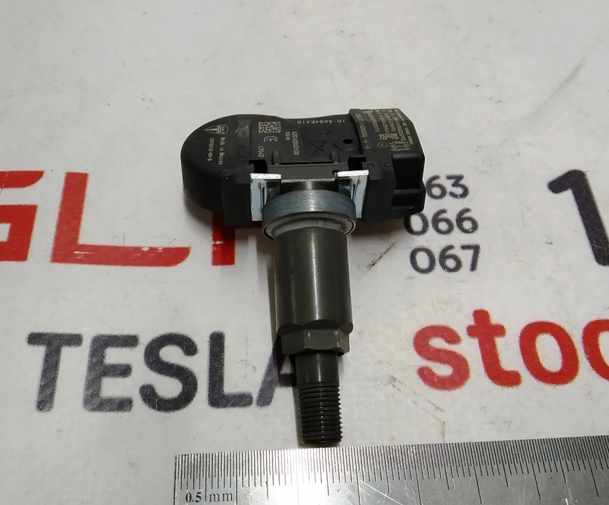 1 Датчик тиску в шинах TPMS 433 MHz BLACK VALVE STEM WIT Tesla model S REST, model X, model 3 1074812-00-B