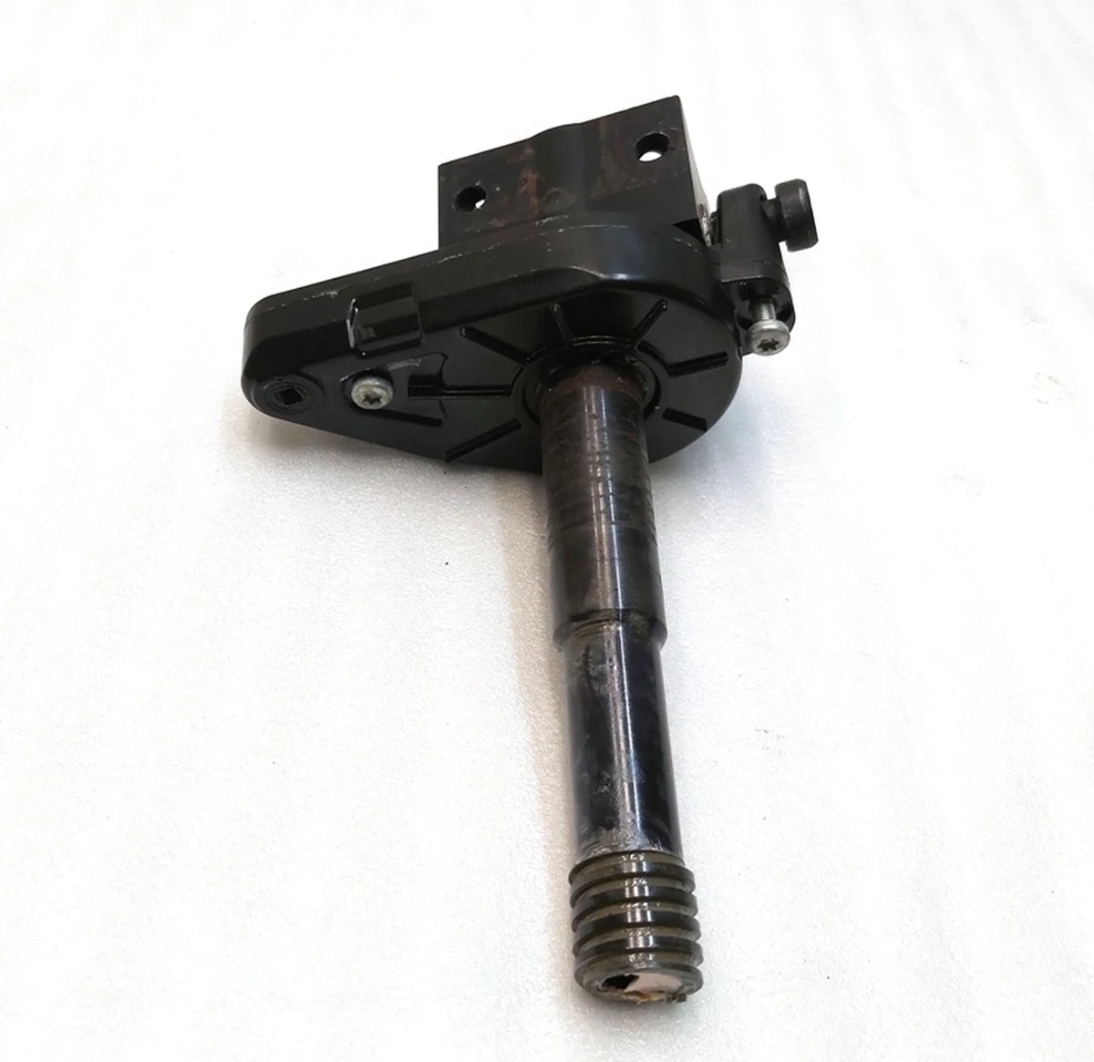 4 Електропривод нахилу сидіння 2-го ряду правого лівого Tesla model X, model X Mar 2021 1075036-00-E