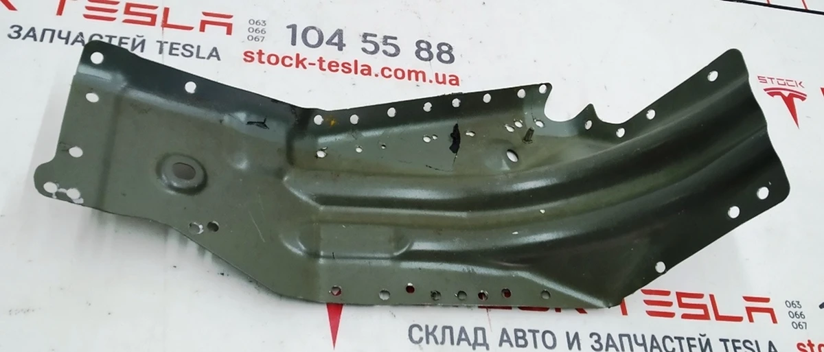 Quarter front left inner reinforcement of the engine shield and pillar A (front) Tesla model 3 1075945-S0-A