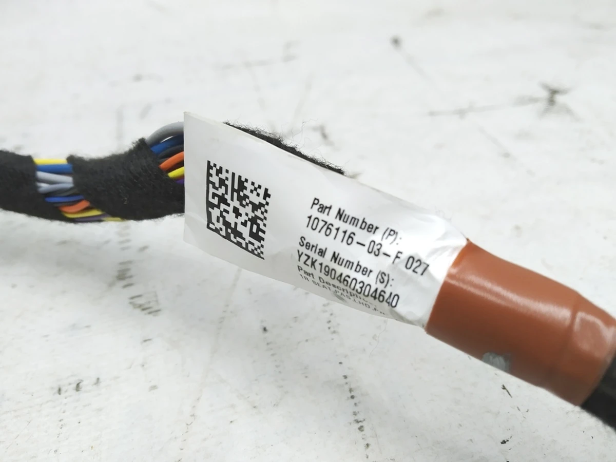 2 1ST row harness assembly sbr - right hand PREMIUM Tesla Model 3, Model Y 1489060-03-G