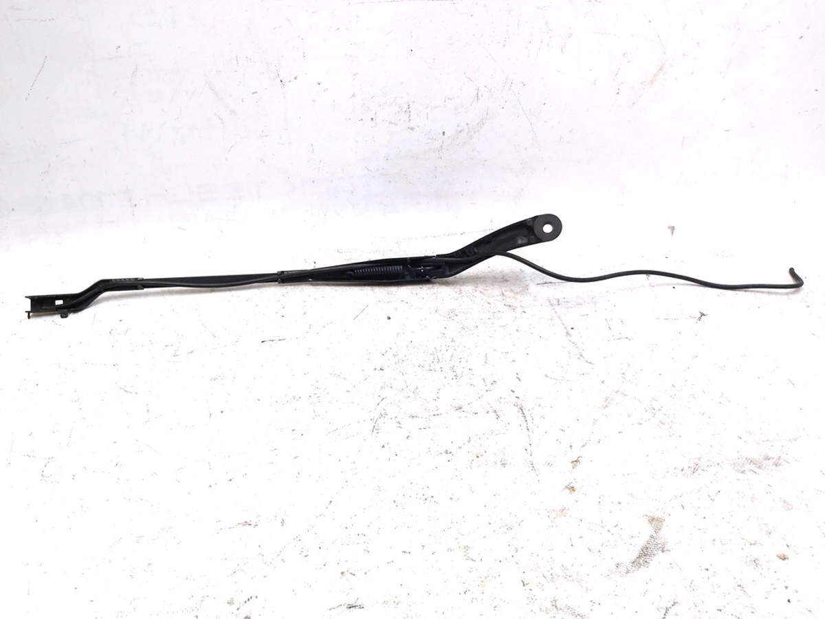 2 Важіль склоочисника лівий з магістраллю з пошкодженням Tesla model 3 1076728-00-C