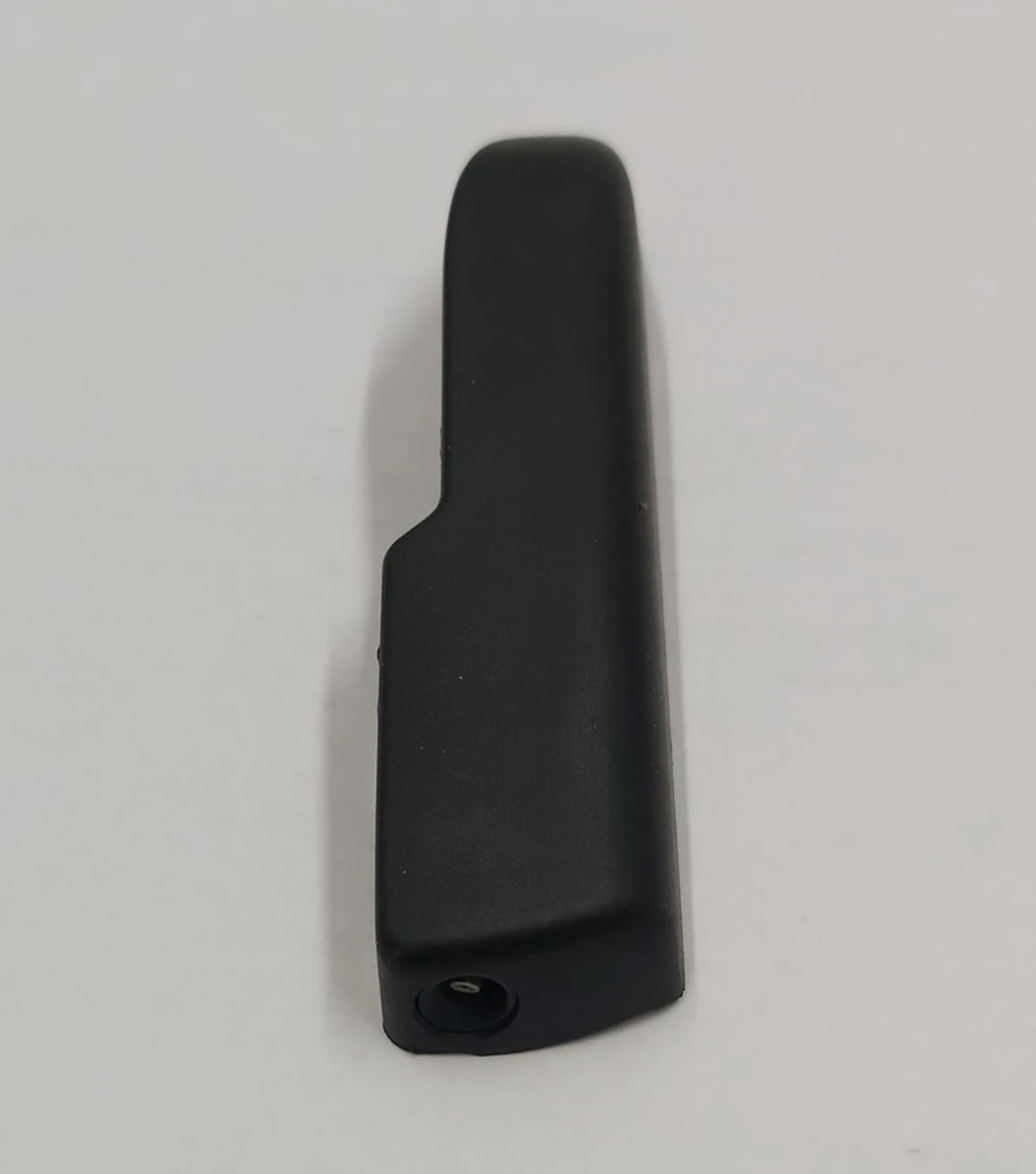 2 Форсунка важеля склоочисника ліва Tesla model 3 1076728-00-C