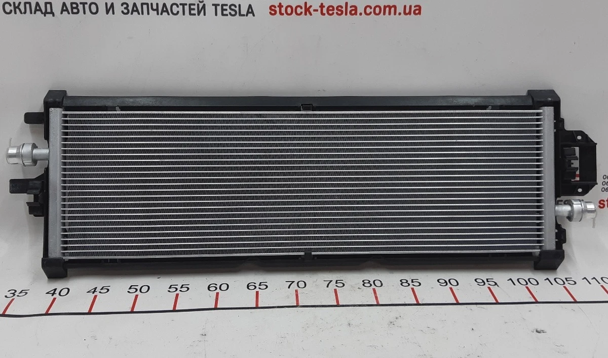 1 Радіатор охолодження основний NEW Tesla model 3 1077082-00-C