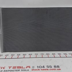 3 Радіатор кондиціонера NEW Tesla model 3 1077083-00-B