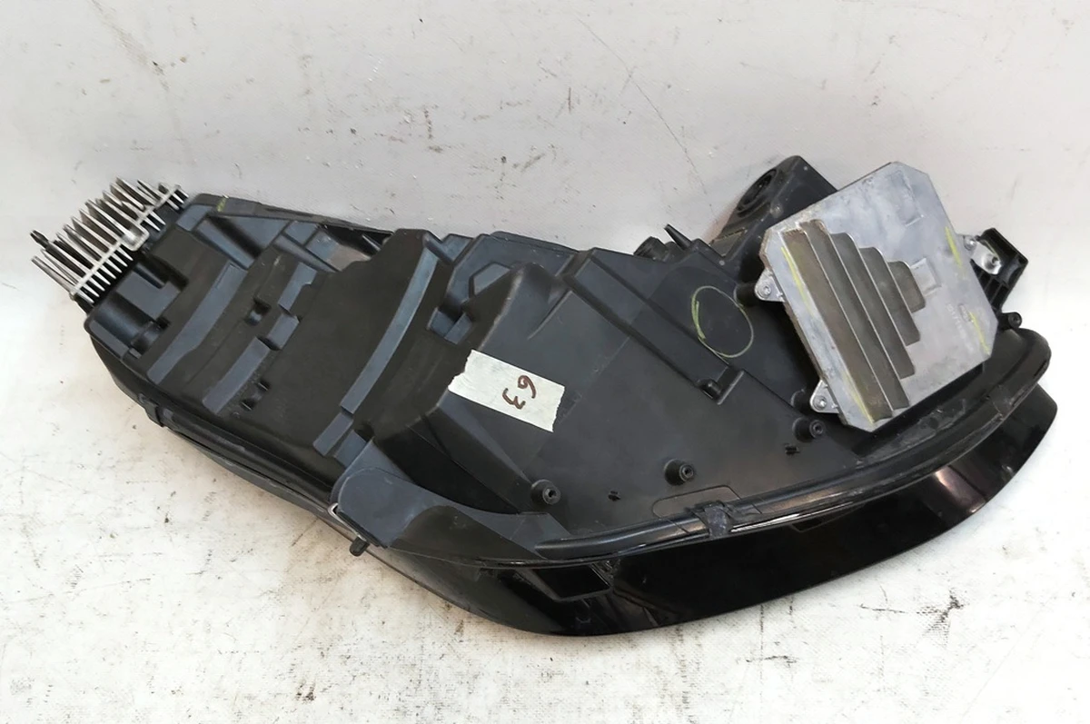 1 HD/LP ASY, SAE UP-LEVEL, LH with damage Tesla model 3, model Y 1077371-00-K