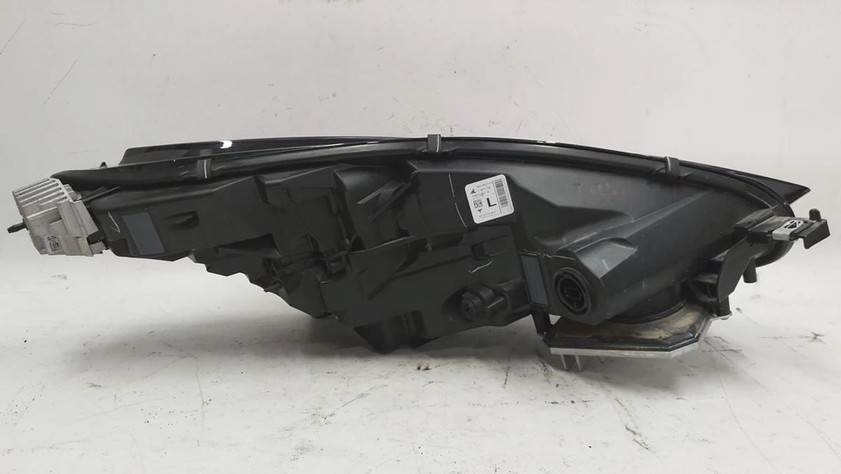 1 HD/LP ASY, SAE LH UP LEVEL (USA) LED Tesla model 3, model Y 1077371-00-K