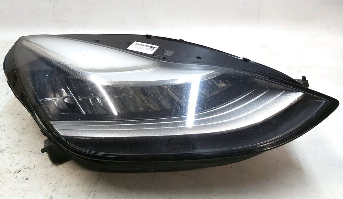 2 HD/LP ASY, SAE UP-LEVEL, RH with damage Tesla model 3, model Y 1077372-00-K