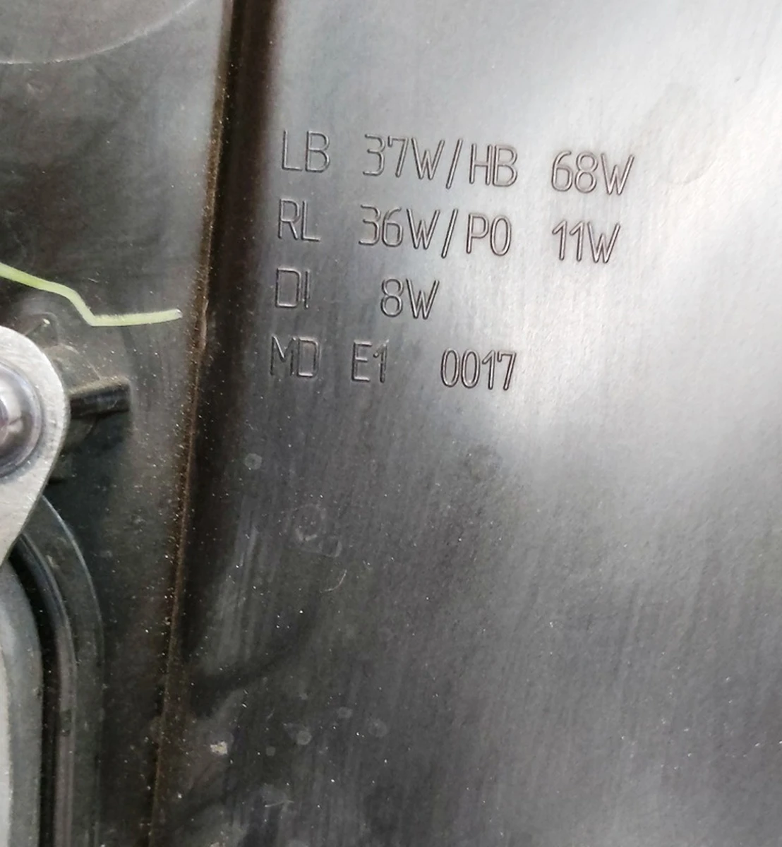 2 HD/LP ASY, SAE UP-LEVEL, RH glass scratches Tesla Model 3, Model Y 1514953-00-C