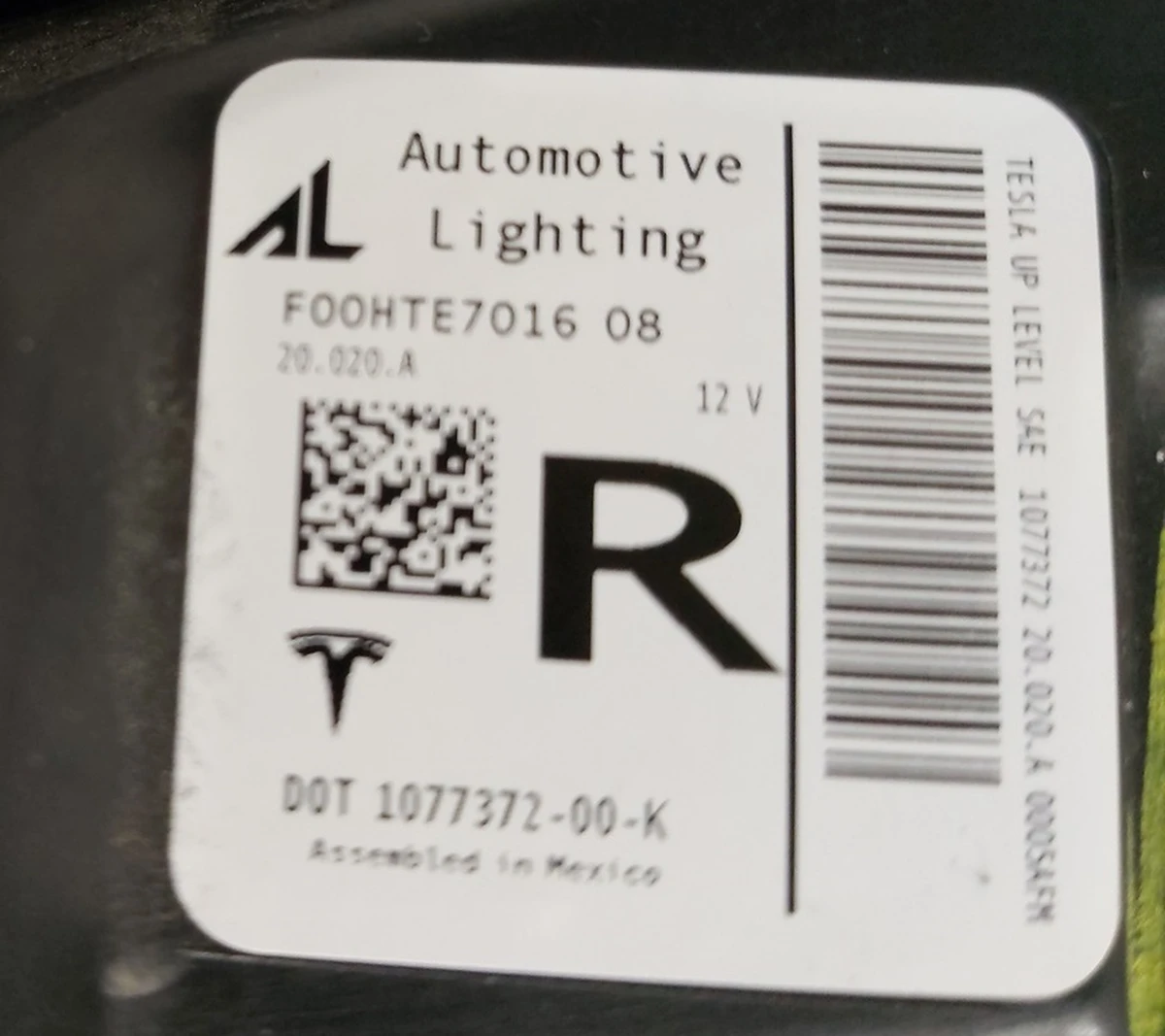 2 Фара головна права UP LEVEL (USA) Tesla model 3, model Y 1077372-00-K