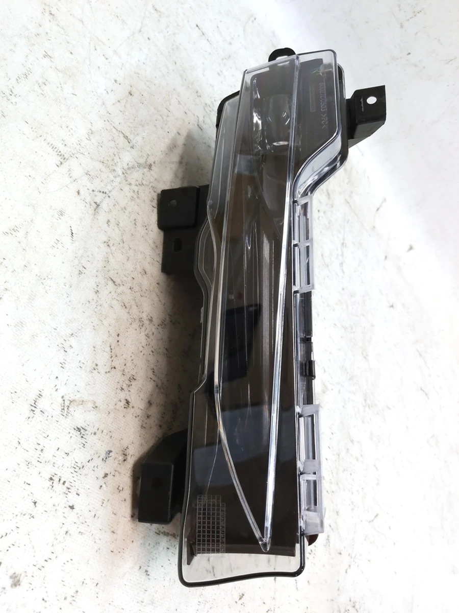 2 Фара протитуманна права (повна) ECE UP-LEVEL Tesla model 3 1077396-00-D