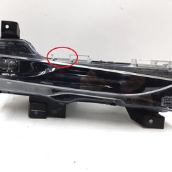 2 Фара протитуманна права (повна) ECE UP-LEVEL із пошкодженням EU Tesla model 3 1077396-00-D