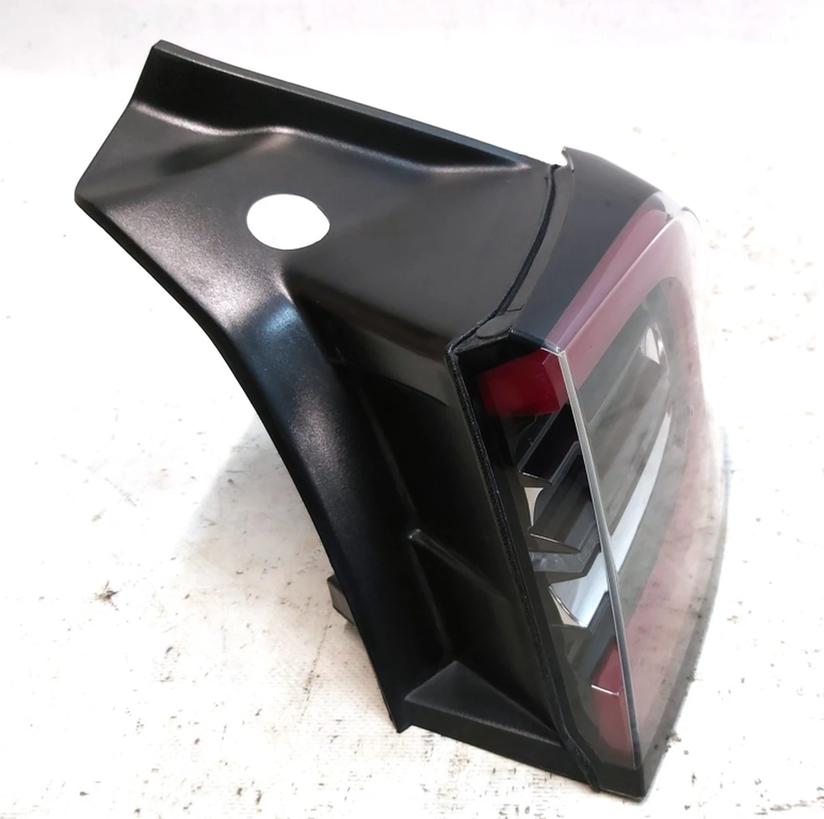 2 LAMP ASY, REAR BODYSIDE SAE, RH (USA) Tesla model 3, model Y 1077398-00-F