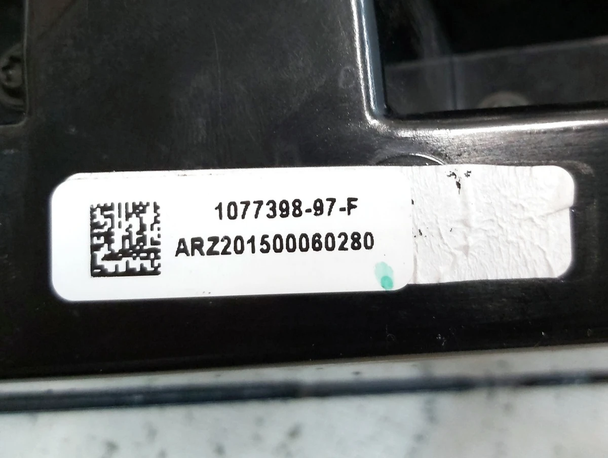 2 LAMP ASY, REAR BODYSIDE SAE, RH (USA) Tesla model 3, model Y 1077398-00-F