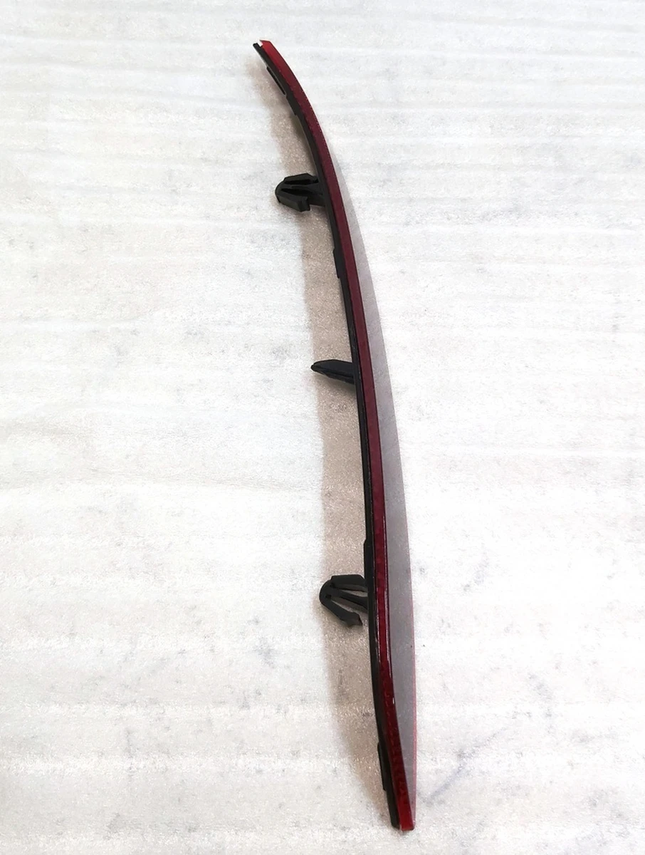 6 Відбивач заднього бампера лівий пасивний Tesla model 3 1077406-00-F