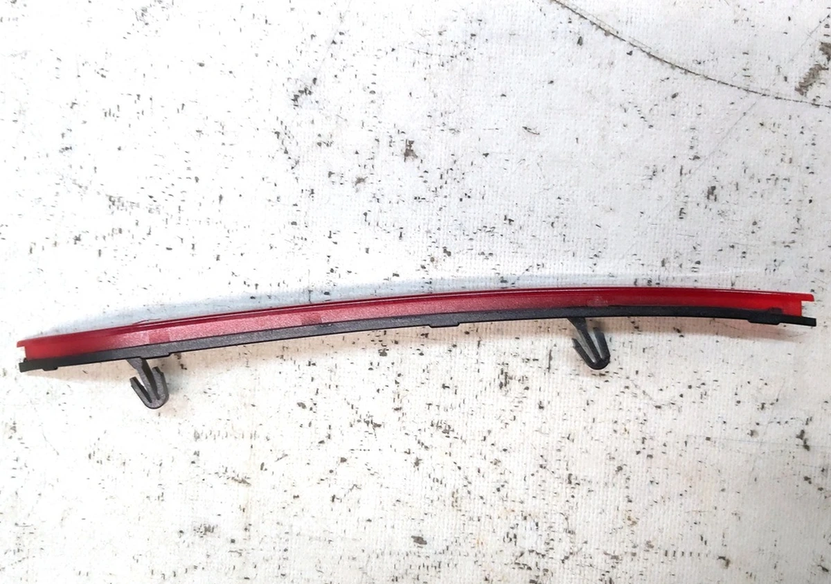 7 REAR REFLEX, RH for backlight Tesla model 3 1077407-00-F