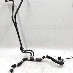 10 Патрубок системи охолодження теплообмінник Chiller-батарея RWD AWD Tesla model 3 1077579-00-H