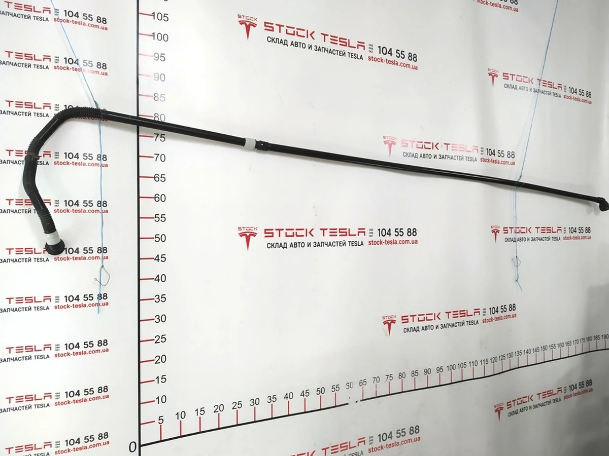 1 Патрубок системи охолодження основної батареї AWD RWD Tesla model 3 1077593-00-D
