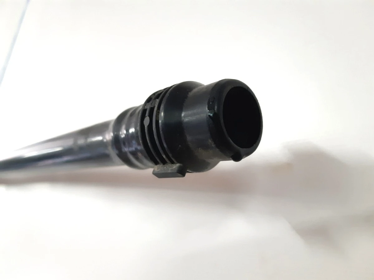 1 Патрубок системи охолодження основної батареї RWD Tesla model 3 1077596-00-D