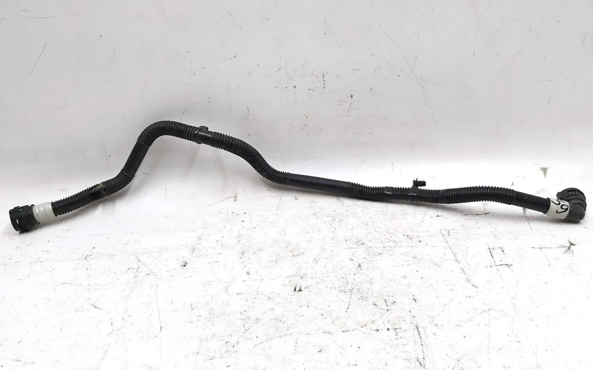 4 Hose (PT), FDU BYPASS (RWD), M3 RWD AWD Tesla model 3 1077597-00-D