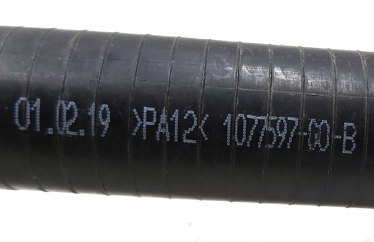 4 Hose (PT), FDU BYPASS (RWD), M3 RWD AWD Tesla model 3 1077597-00-D