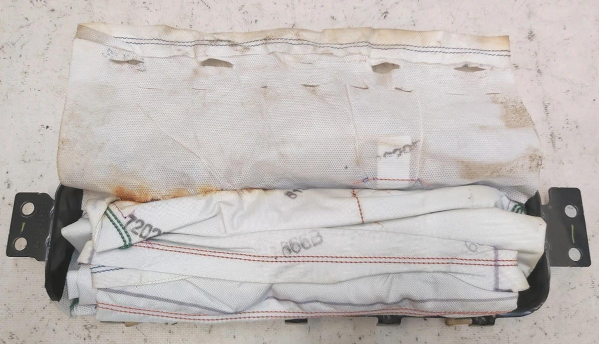 2 M3/MS/- KAB A/B, LH for restoration Tesla model 3, model Y 1077825-00-D