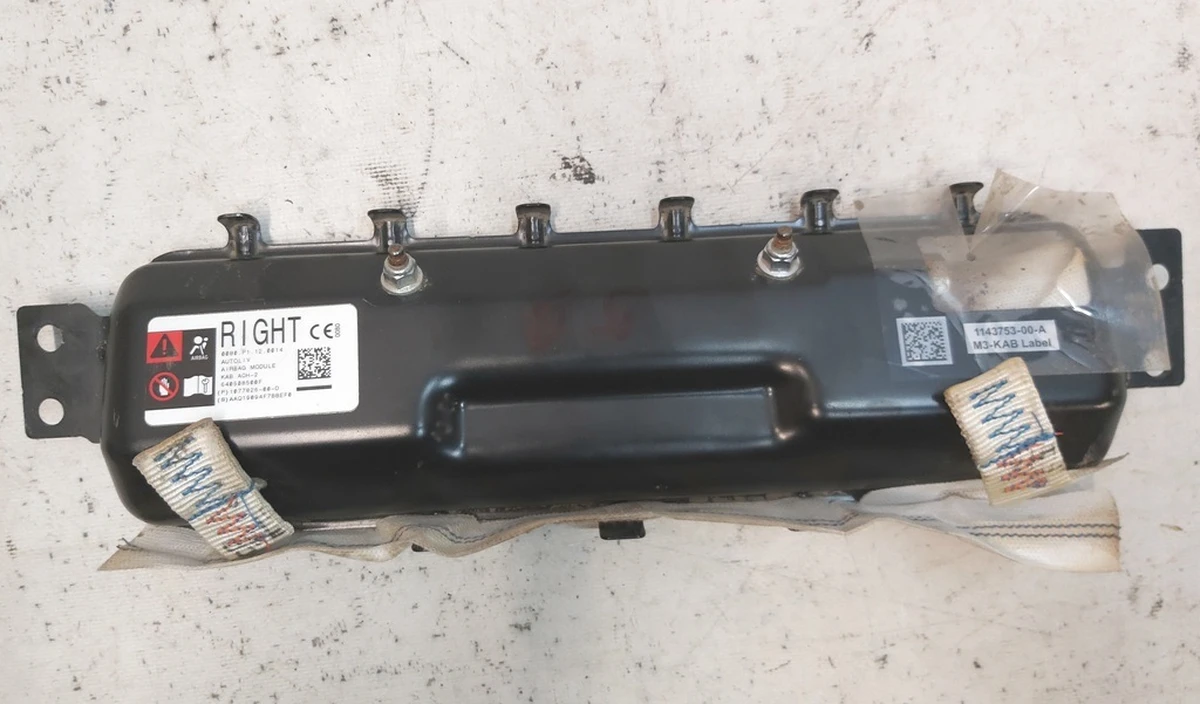 4 Подушка безпеки пасажира коліна під відновлення Tesla model 3, model Y 1077826-00-D